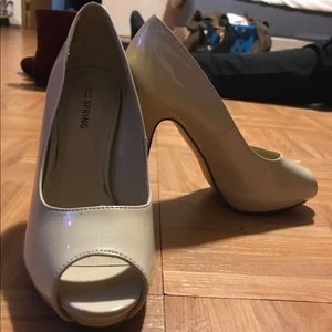 Peep toe Nude Heels